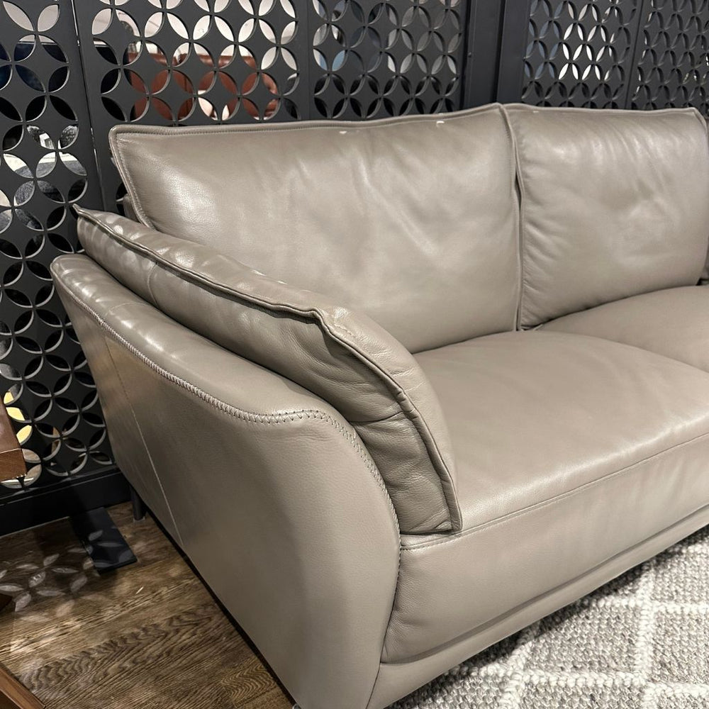 Acadia Chaise Sofa - Gainsville