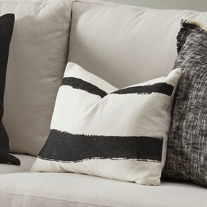 Brooks Cushion Black