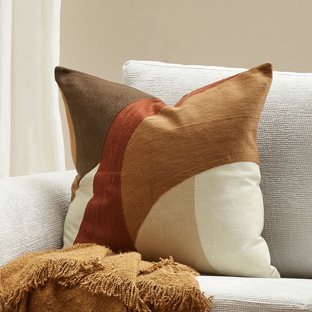 Ellis Cushion Desert