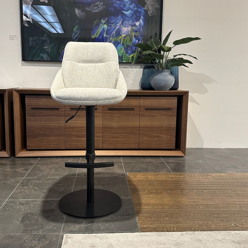 Henry Gas Lift Barstool