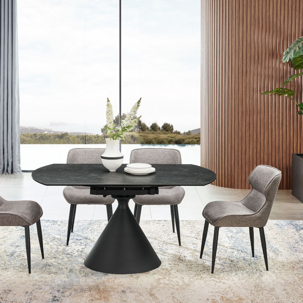 Hudson Extension Dining Table with Zanda Chairs
