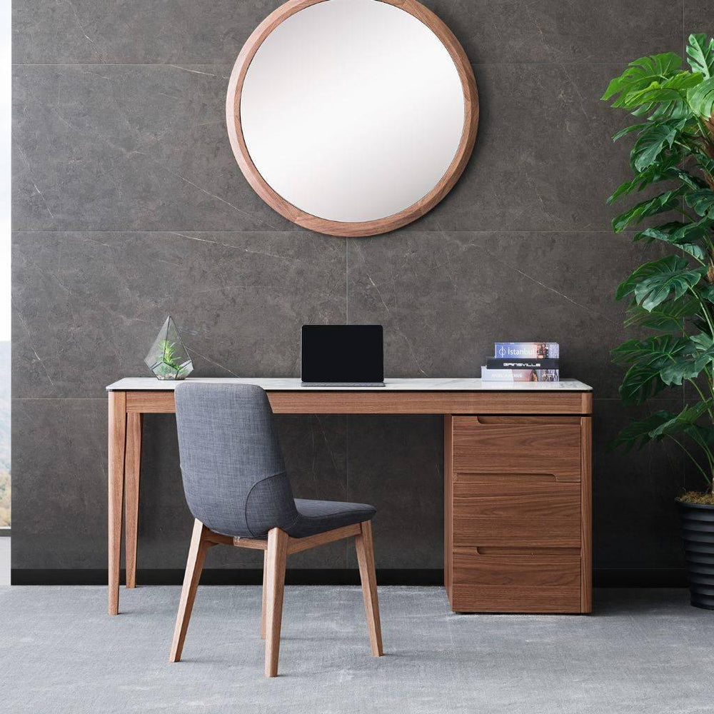 Alaska Study Desk - Gainsville
