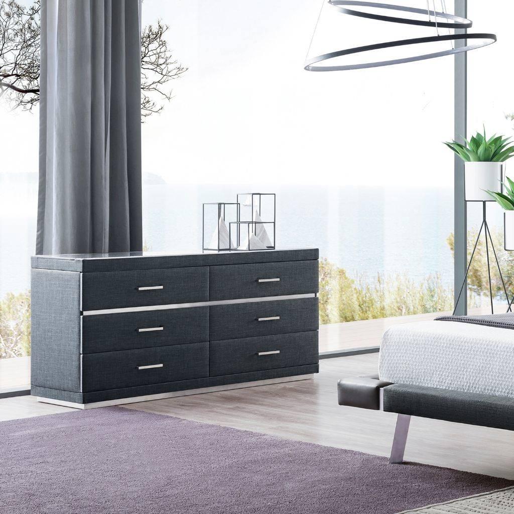 G6 Dresser