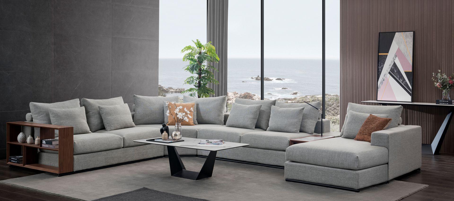 Miami Sofa – Gainsville