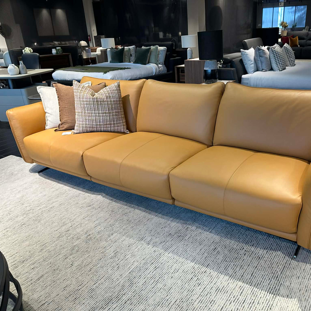 Voyage Lounge Suite Clearance