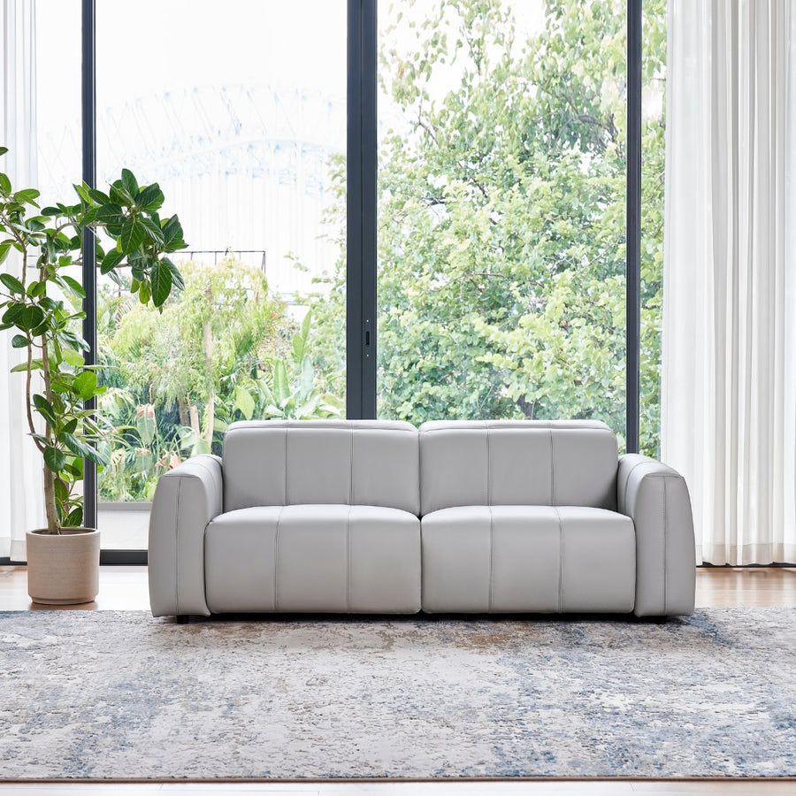 Bailey 2 Seat Sofa shown in BE-519E leather