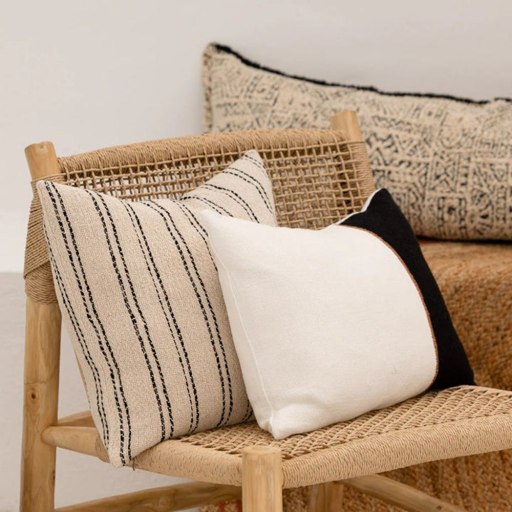 Bella Linen Cushion Black