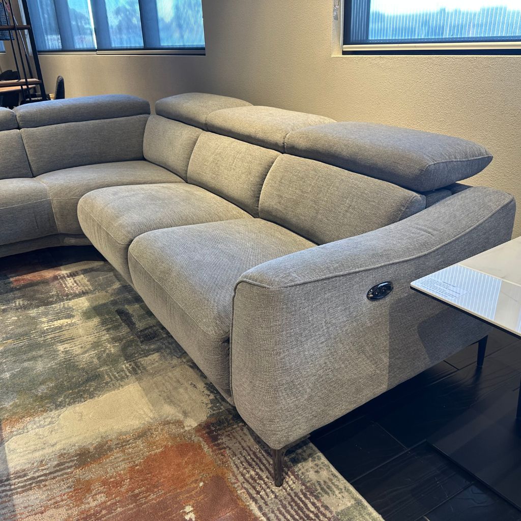Cody Lounge Suite Clearance