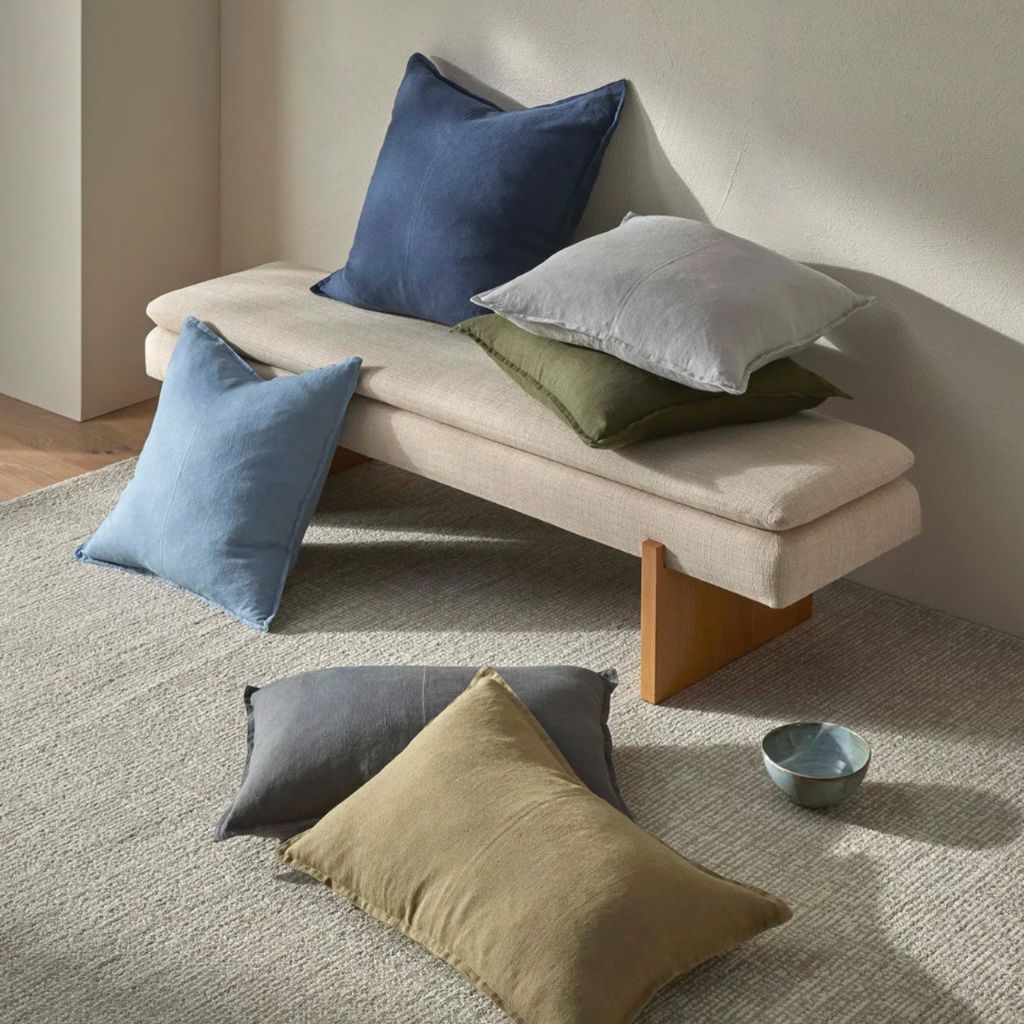 Como Cushion Steel