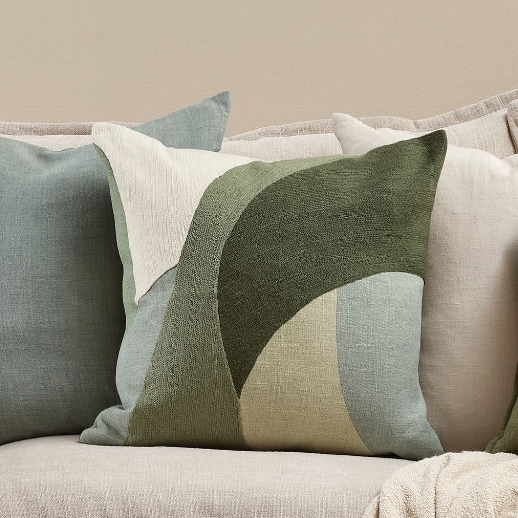 Ellis Cushion Olive