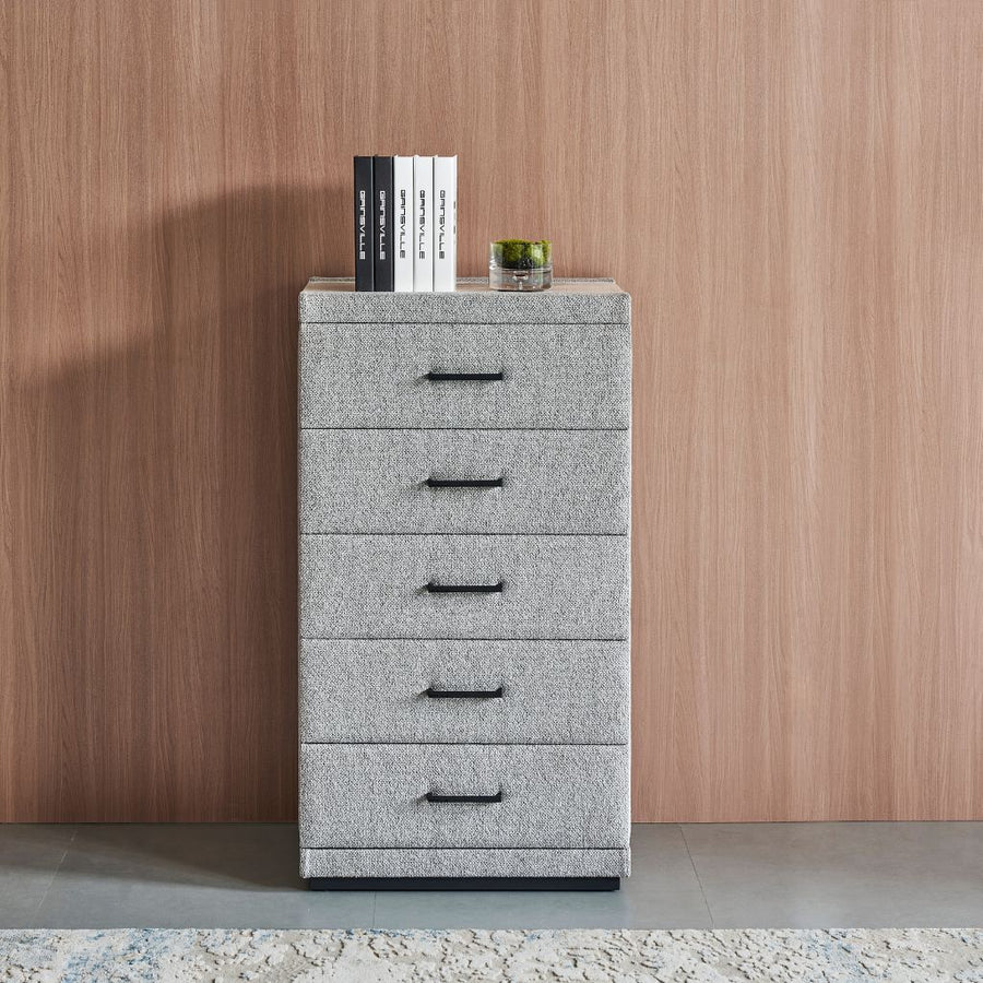 G5 Tallboy shown in FD-VISTA-451 fabric
