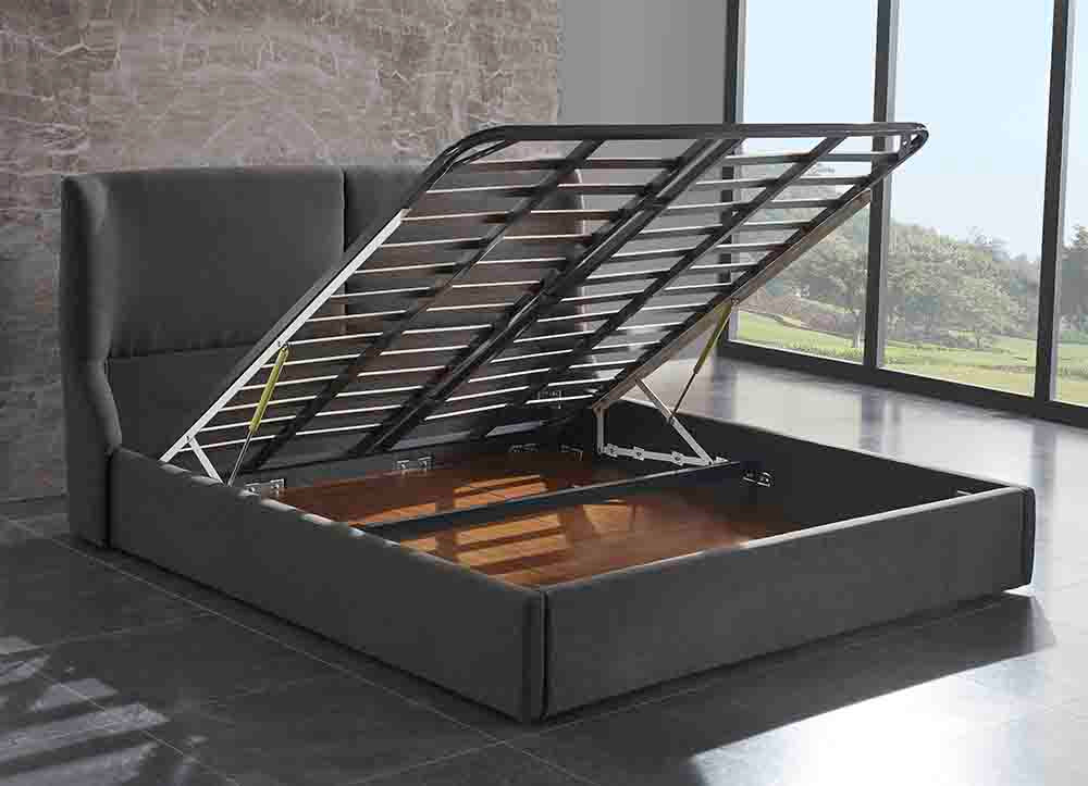 GC1705 Italian Style Up-holstered Bed