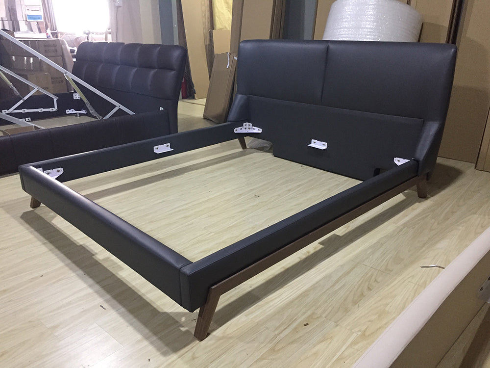 GC1705 Italian Style Up-holstered Bed