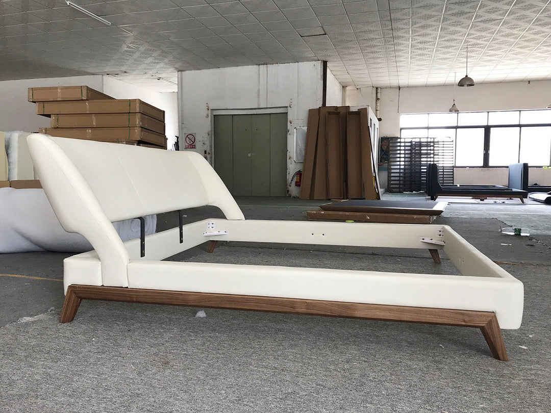 GC1713 Luxury Villa Up-holstered Bed