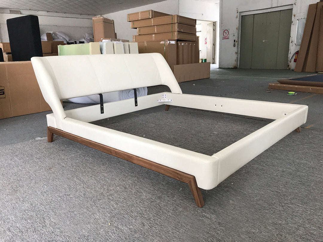 GC1713 Luxury Villa Up-holstered Bed