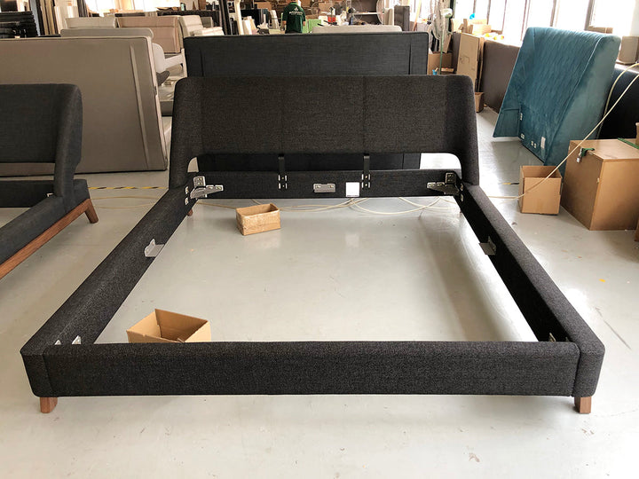 GC1713 Luxury Villa Up-holstered Bed
