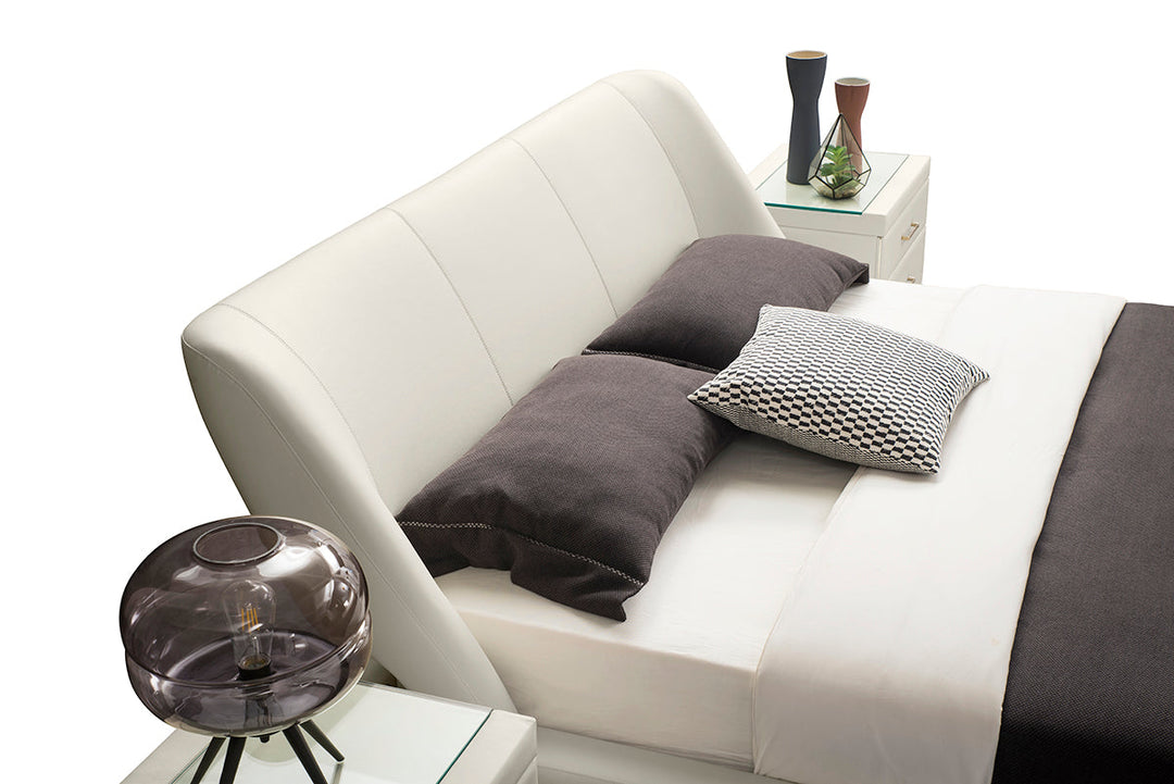 GC1713 Luxury Villa Up-holstered Bed