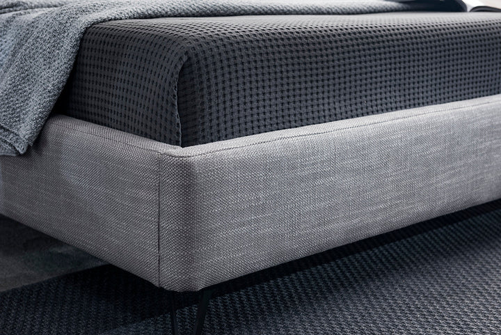 GC1725 High-end Quality King Size Bed
