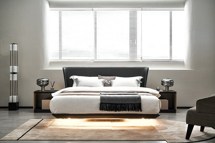 GC1733 Comfortable Luxury Queen Bed