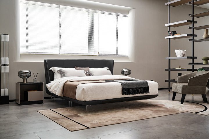 GC1733 Comfortable Luxury Queen Bed