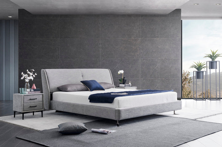 GC1820 Elegant Comfortable Upholstered Bed