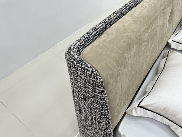 GC1820 Elegant Comfortable Upholstered Bed
