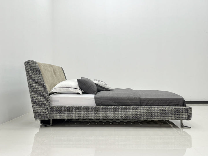 GC1820 Elegant Comfortable Upholstered Bed