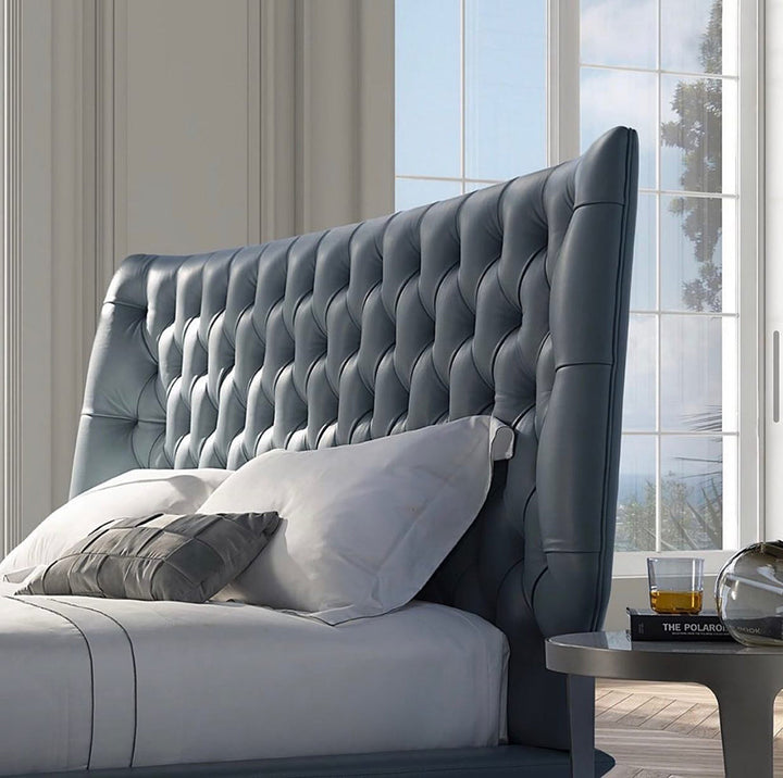 GC2012 Luxury Tufted Upholstered Bed