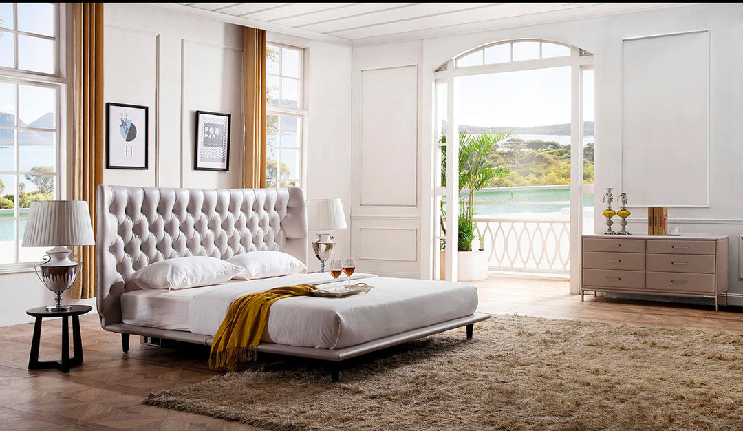 GC2012 Luxury Tufted Upholstered Bed