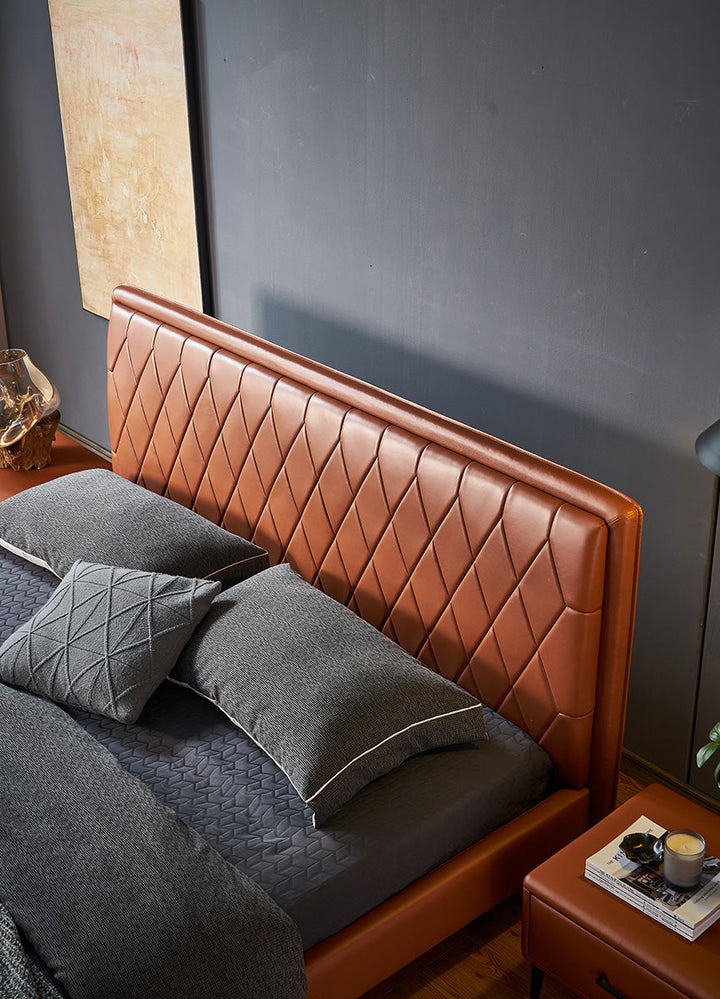 GC2103 Luxury Leather Upholstered Bed