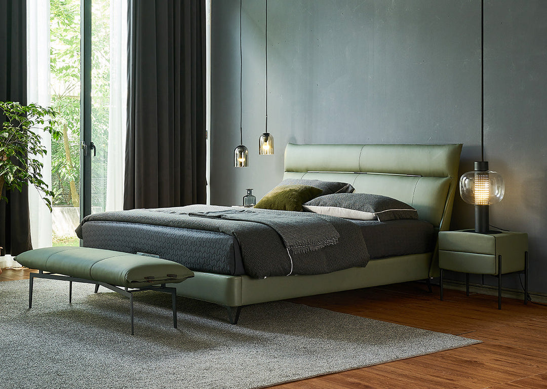 GC2117 Soft Leather Upholstered Bed