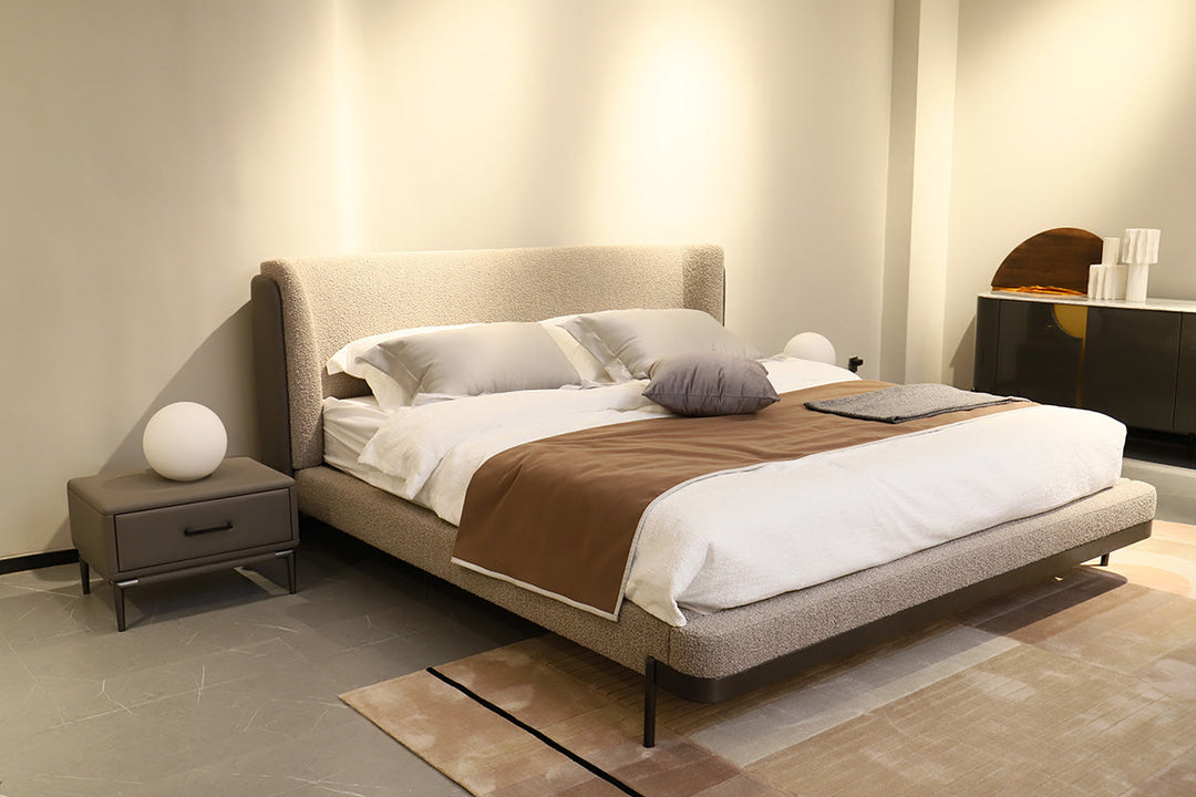GC2123 Hot Sell Lambswool Upholstered Bed