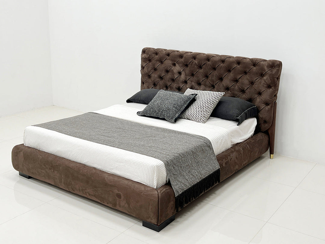GC2127 Italian Luxury Leather Upholstered Bed