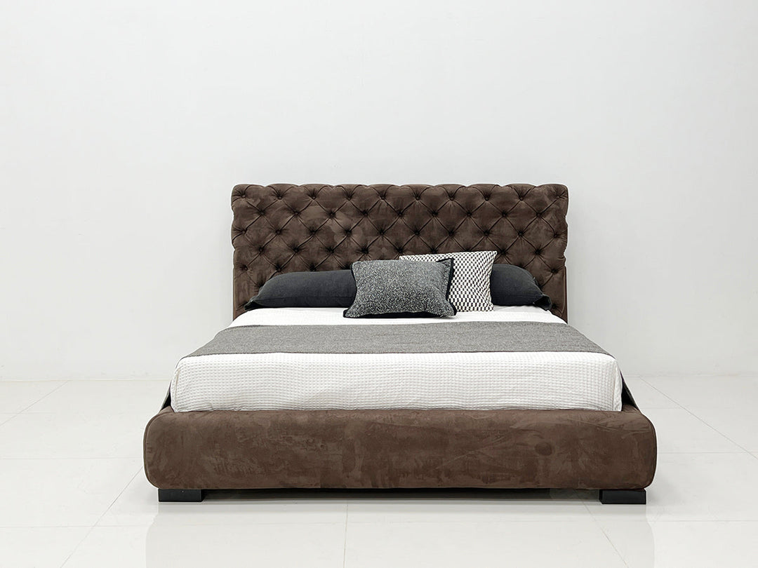 GC2127 Italian Luxury Leather Upholstered Bed