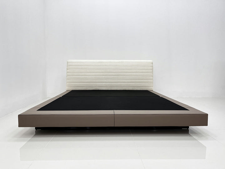 GC2207 Italian Soft Fabric Upholstered Bed
