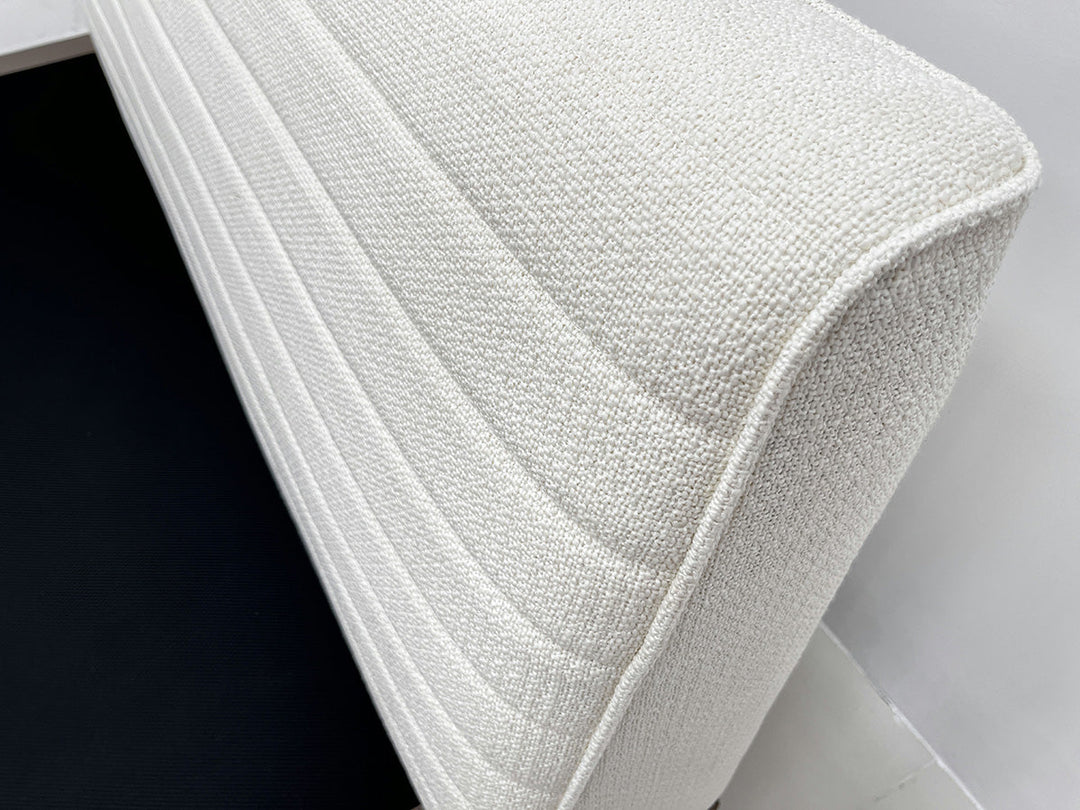 GC2207 Italian Soft Fabric Upholstered Bed