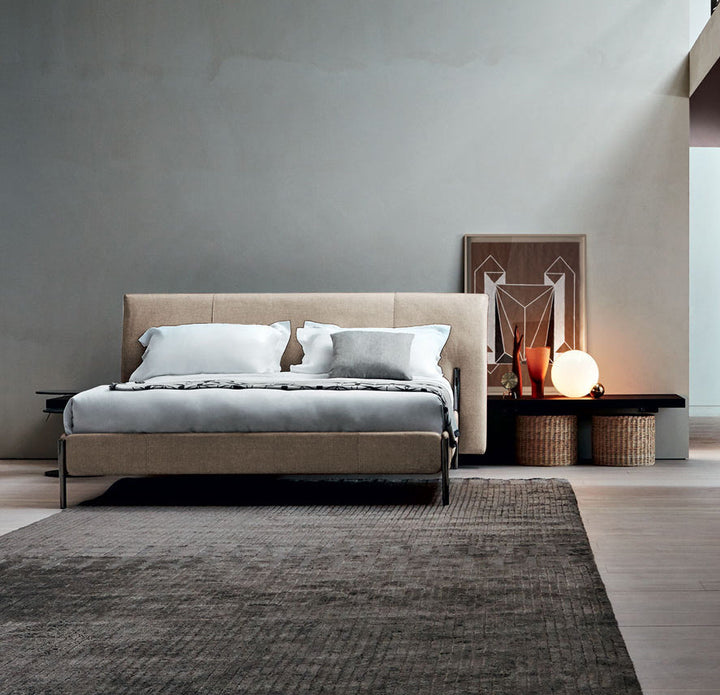 GC2221 Luxruy Italian Upholstered Bed