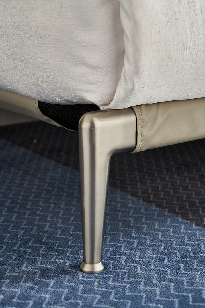 GC2222 Modern Soft Bedside Upholstered Bed