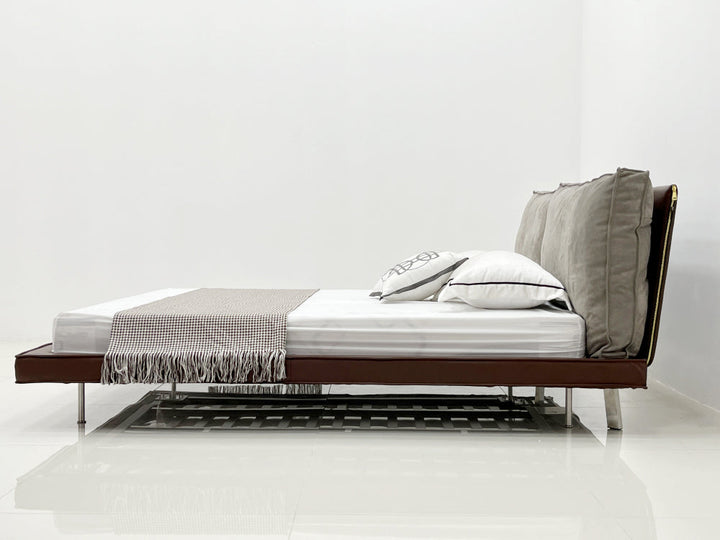 GC2225 Italian Luxury Upholstered Bed