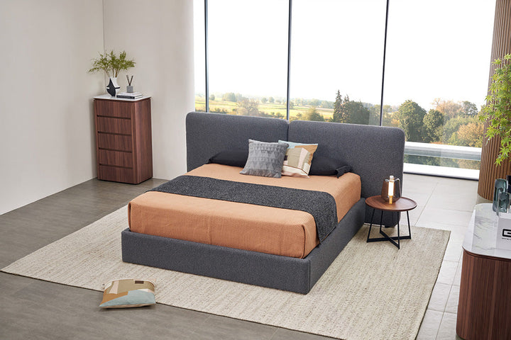 GC2237 Italian Modern Upholstered Bed