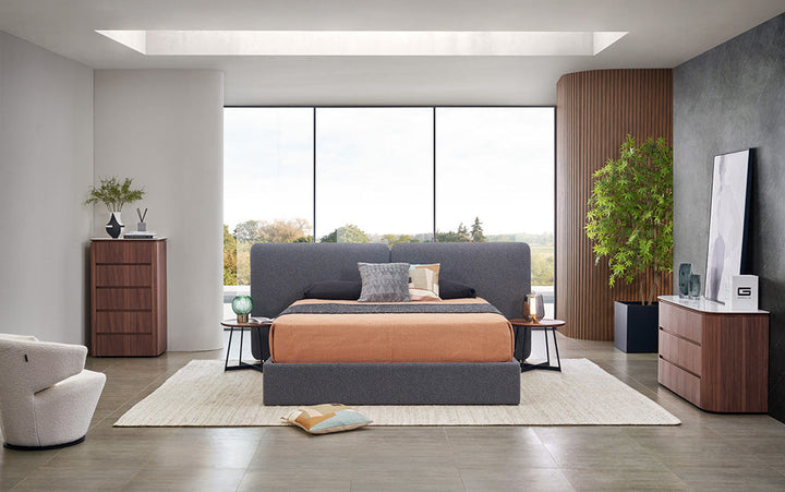 GC2237 Italian Modern Upholstered Bed