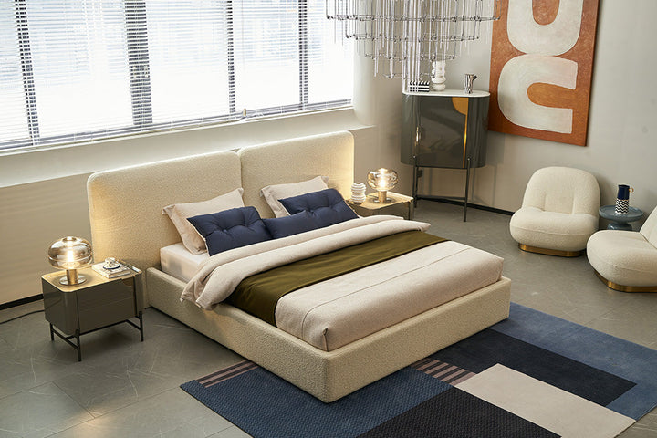 GC2237 Italian Modern Upholstered Bed