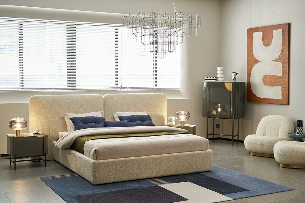 GC2237 Italian Modern Upholstered Bed