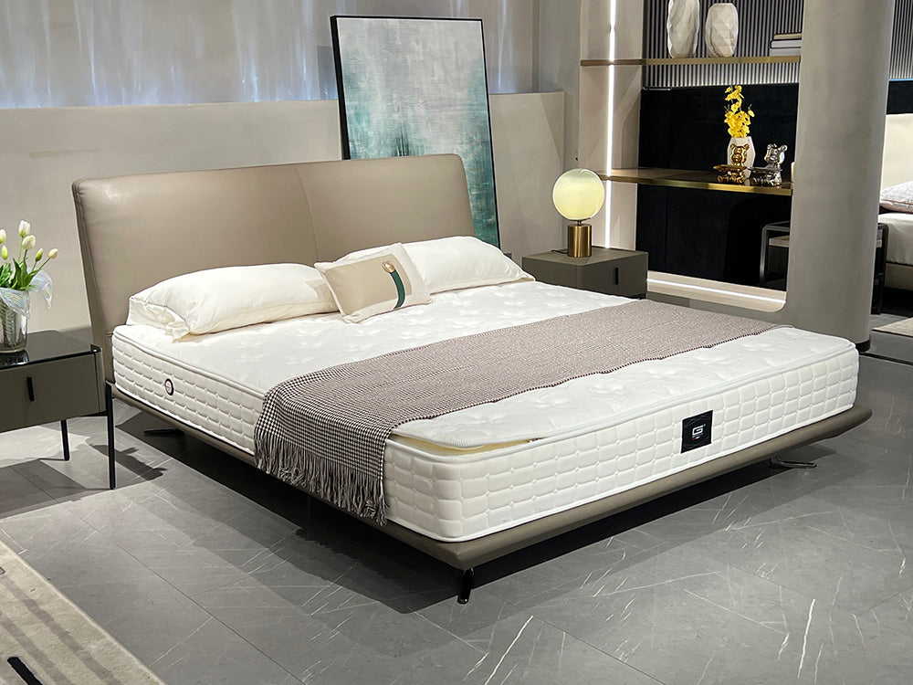 GC2240 Comfortable Modern Queen Bed