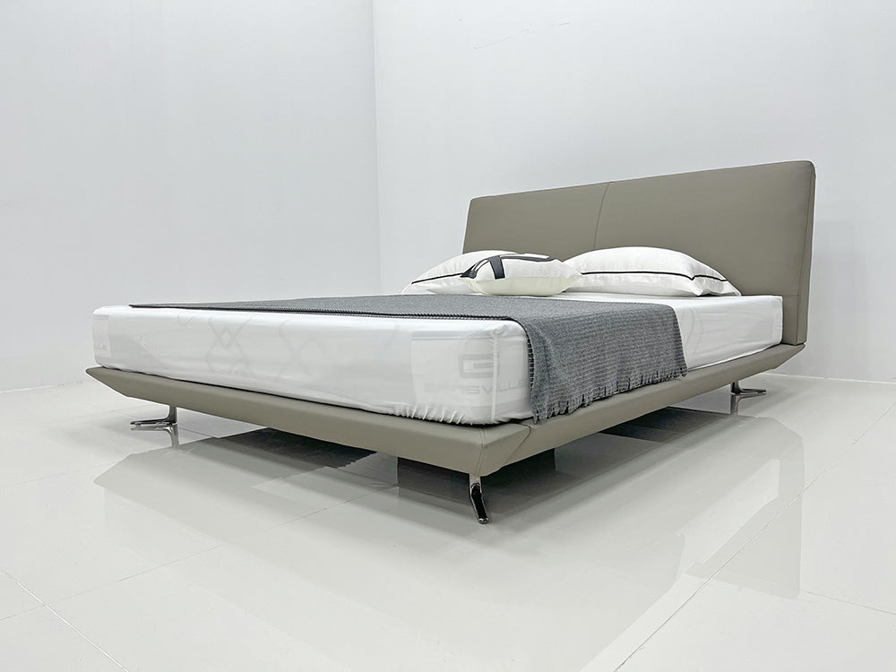 GC2240 Comfortable Modern Queen Bed