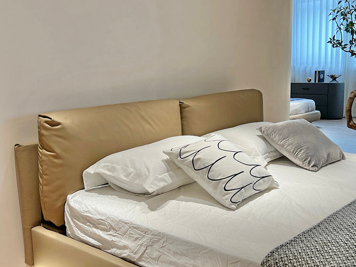 GC2241 Comfortable Villa Up-holstered Bed
