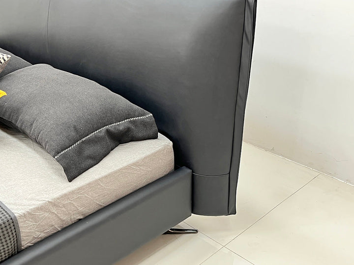 GC2245 Modern Leather&Fabric Upholstered Bed
