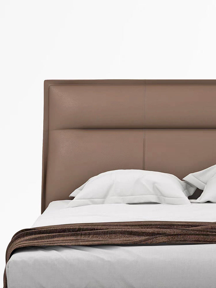 GC2247 Classic Soft Up-holstered Bed