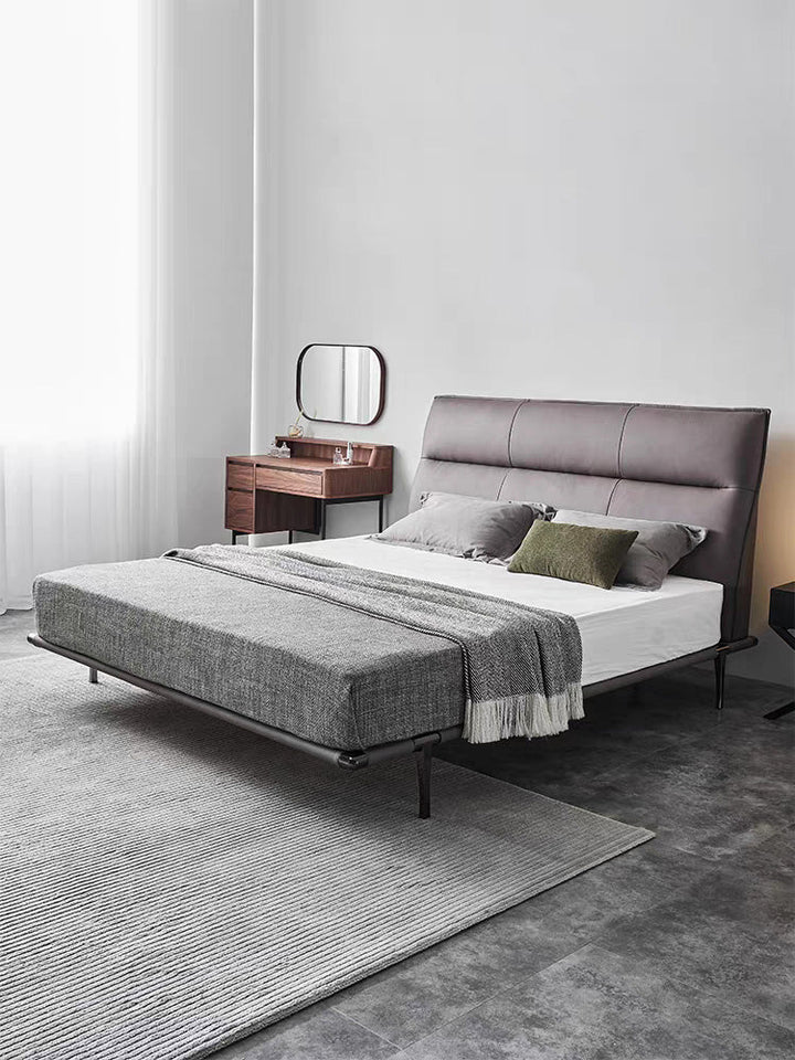 GC2247 Classic Soft Up-holstered Bed