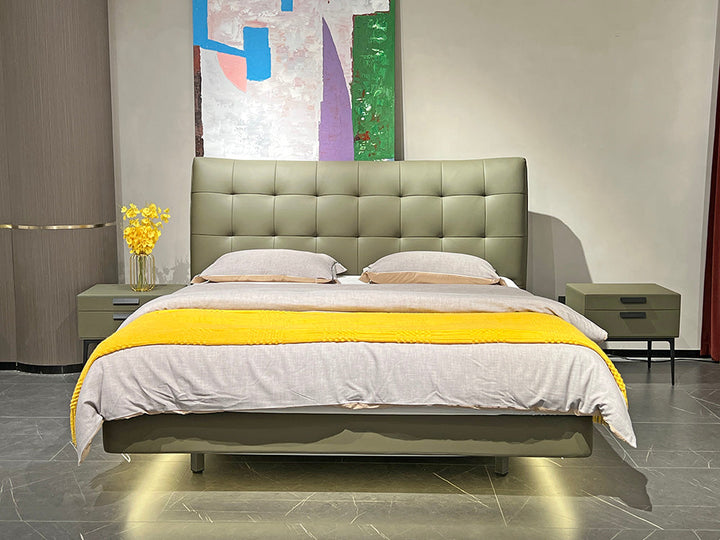 GC2252 Tufted Upholstered Bed With LED